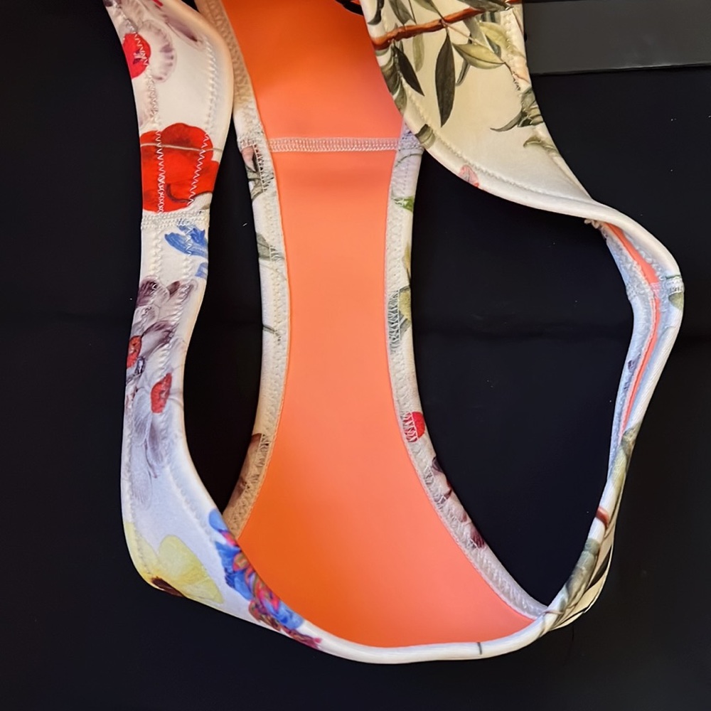 triangl swimwear Floral Print Bikini Bottom with Orange Lining - Picture 4 of 4